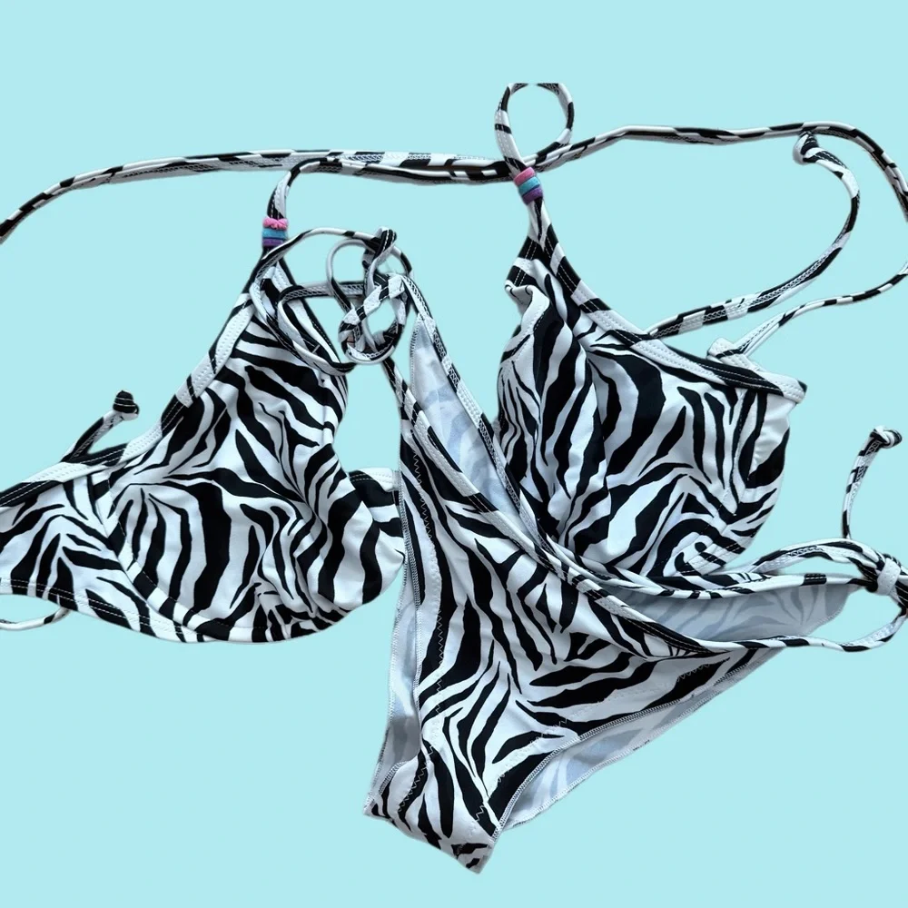 Bamboo Island- Swim Bikini- Zebra Print (Small bottoms/ D cup underwire top) - Picture 10 of 10